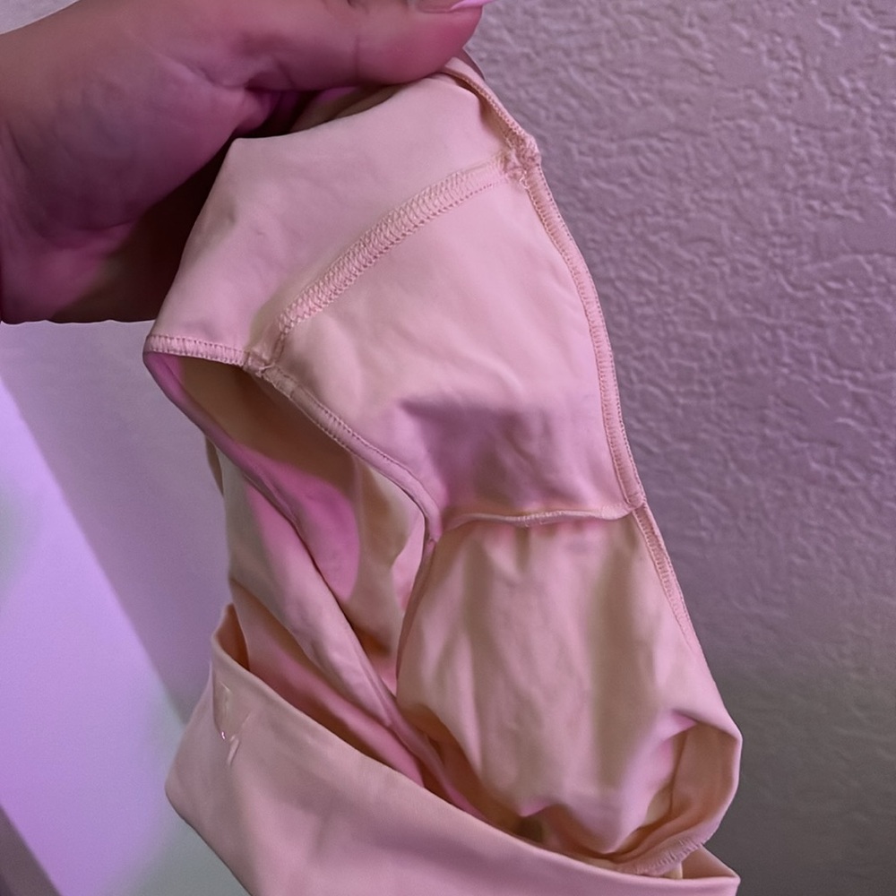 NWOT SKIMS PANTY - Picture 5 of 10